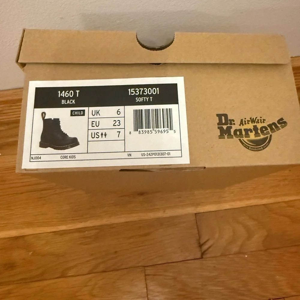 DR MARTENS TODDLER 1460 SOFTY T LEATHER LACE UP BOOTS US SIZE 7 ZIP SIDE NEW